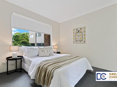 2 / 5-7 Cowper Street, Parramatta