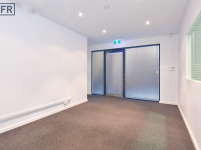 4/27 Mordaunt Circuit, Canning Vale