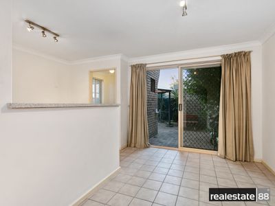 4 / 214 Carr Place, Leederville