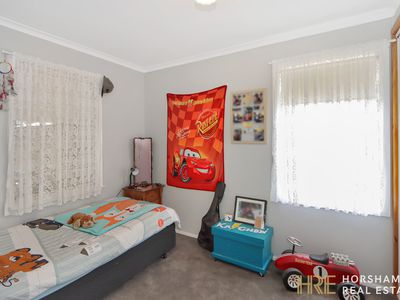 17 Hutchesson Street, Horsham
