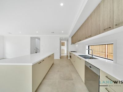 19 Brushwood Drive, Aintree