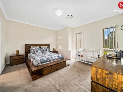 156 Rosedale Circuit, Carnes Hill