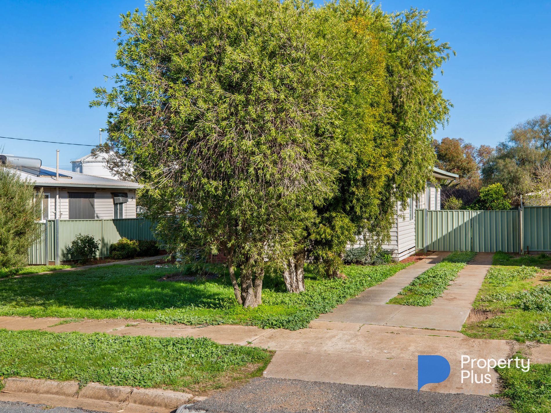 4 Mary Street, Charlton