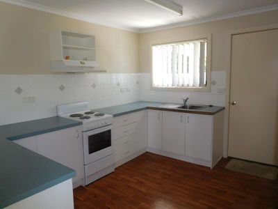 2 / 26 Philip Street, Horsham