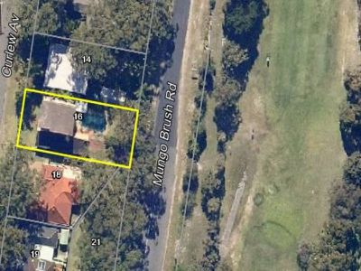 16 Curlew Avenue, Hawks Nest