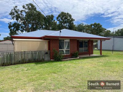 24 Hawthorn Street, Nanango