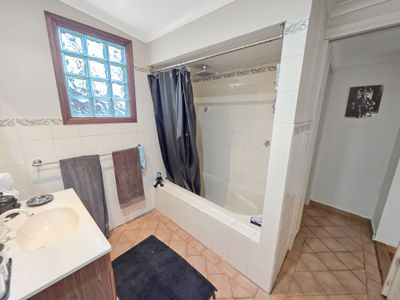 8 Oxford  Street, Forbes