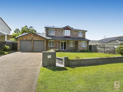 42 Christopher Crescent, Lake Haven