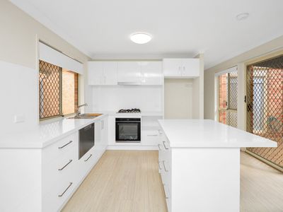 83 Banksia Circuit, Forest Lake