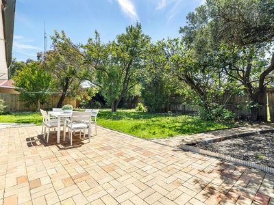 43 Ester Crescent, Clayton South