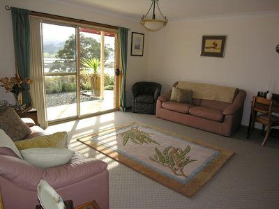 1686 Cygnet Coast Road, Cradoc