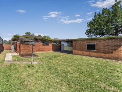 19 Patricia Street, Colyton