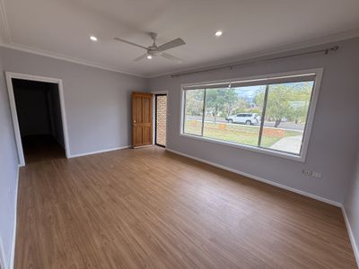 50 Brolgan Road, Parkes