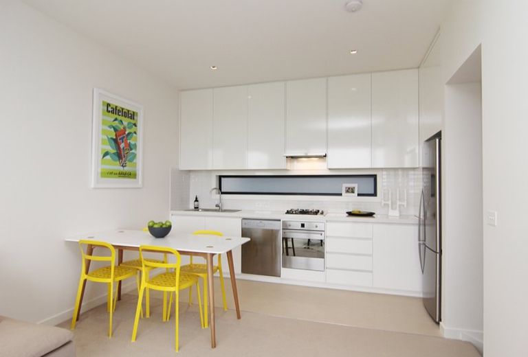 10 Magnolia Walk, Burwood