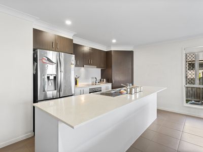 50 Grahams Road, Strathpine