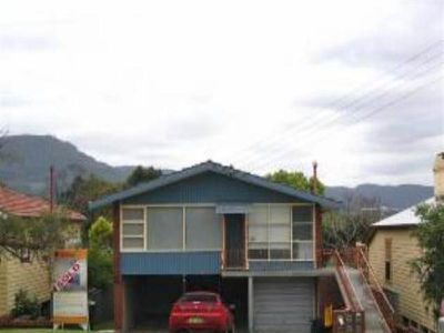 2 / 64 New Dapto Road, Wollongong