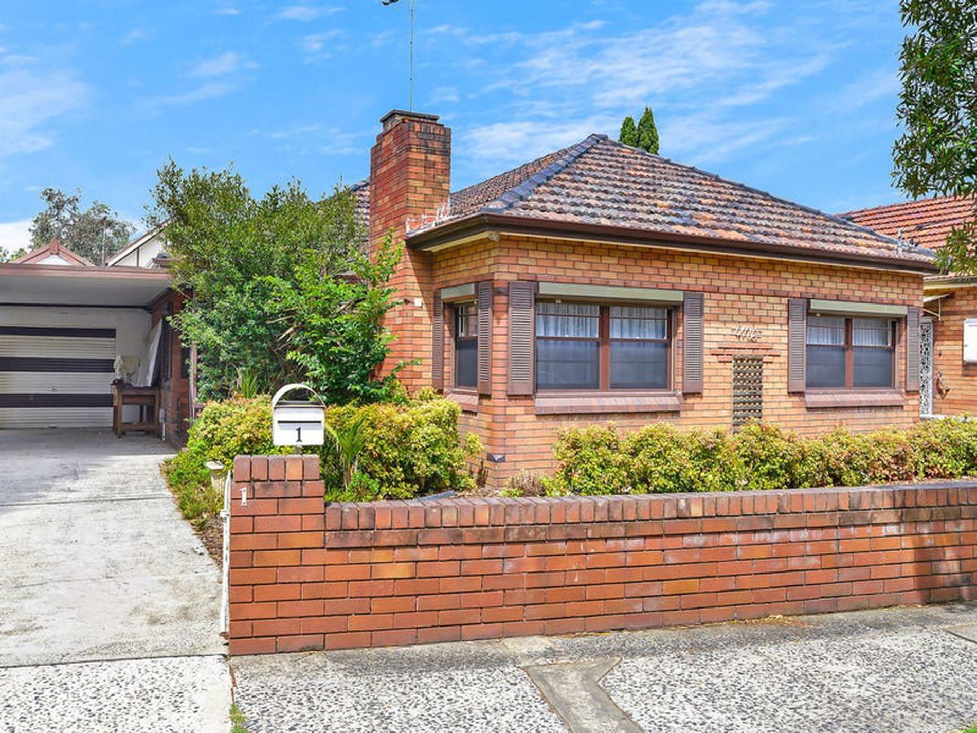 1 Hughes Avenue, Mascot