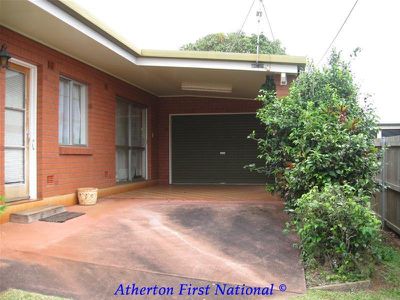 12 Kelly Street, Atherton