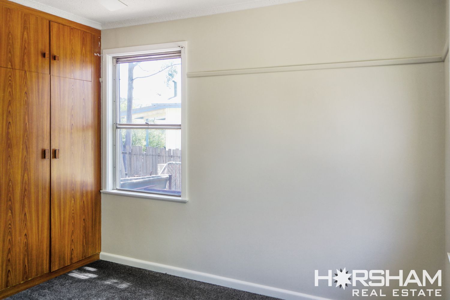 33 Philip Street, Horsham