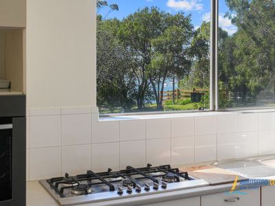5 / 13 Bortfield Drive, Chiswick