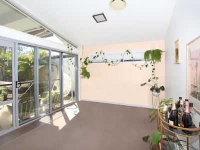 99 Grand Parade, Kawana Island