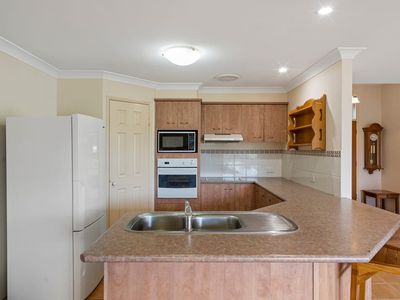4 Wimbledon Drive, Morayfield
