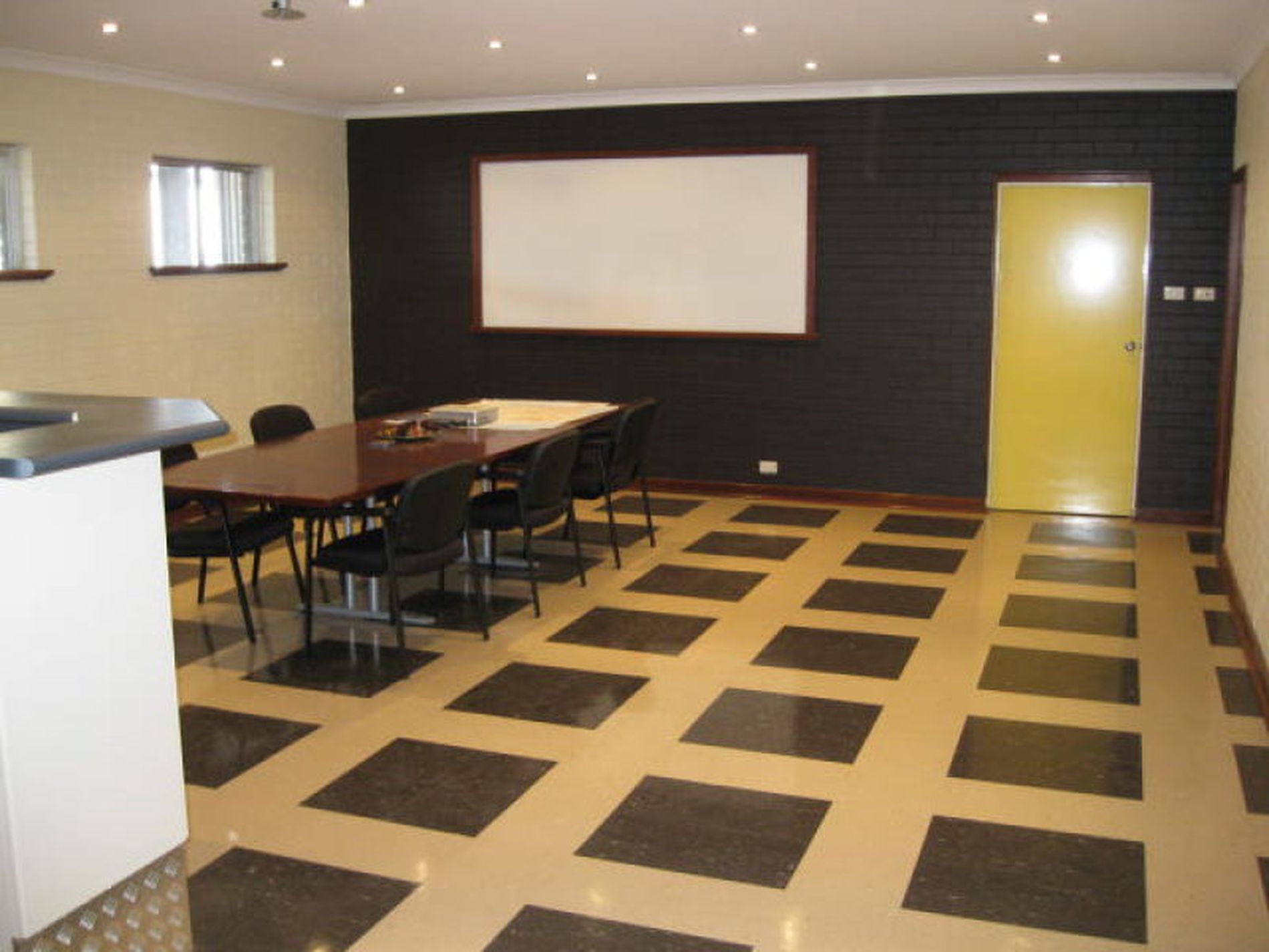 251-255 Hay Street, Kalgoorlie