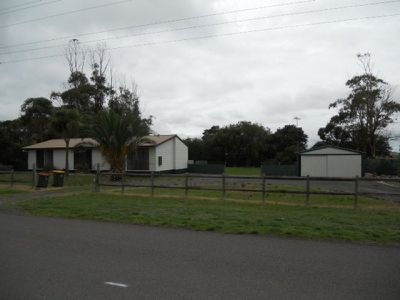 220 Glencoe West Road, Glencoe West