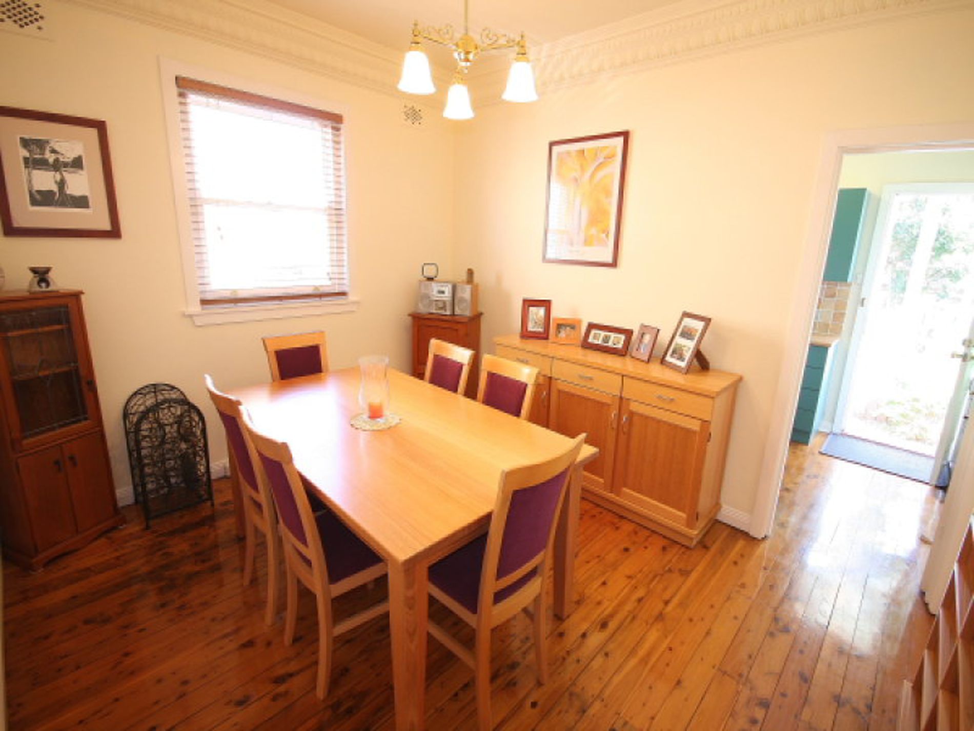 15 St Helena Parade, Eastlakes