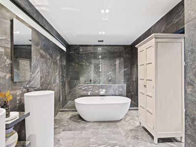 24A Penning Road, Castor Bay