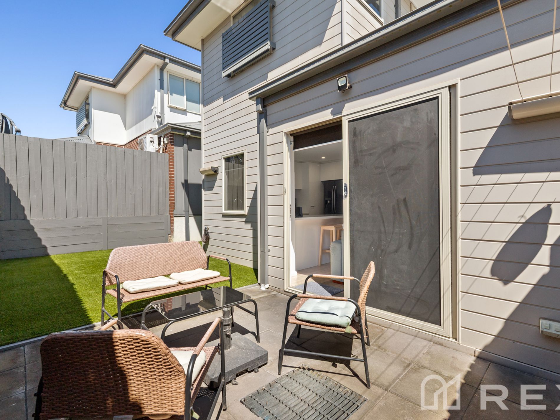 16 Sunshine Court, Hampton Park