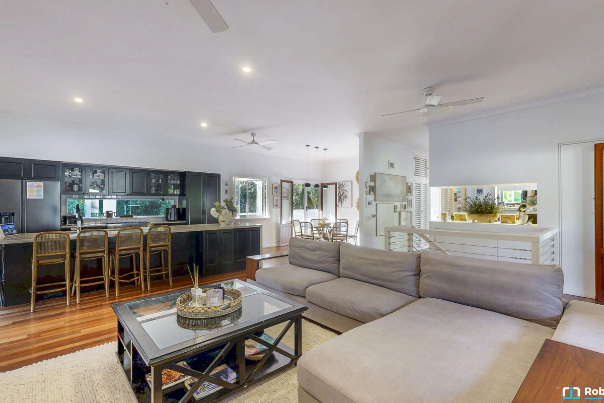 2 Ashdown Crt, Tinbeerwah
