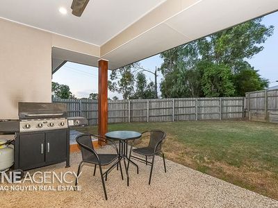 13 Dinnigan Cr, Durack