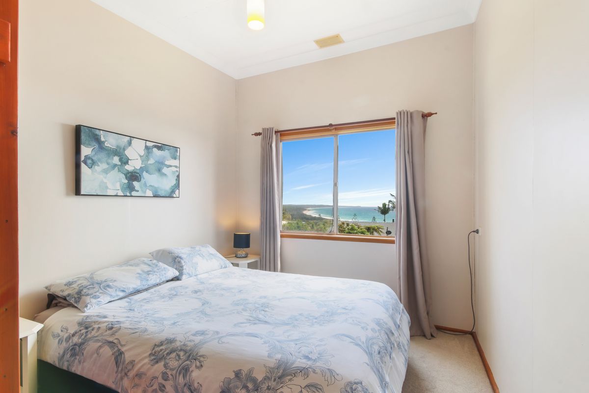 28 John Reilly Street, Dalmeny