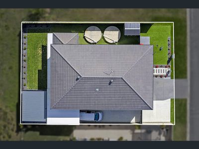 23 Esplanade, Jacobs Well