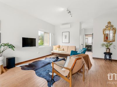 4 / 42 Broadway, Crawley