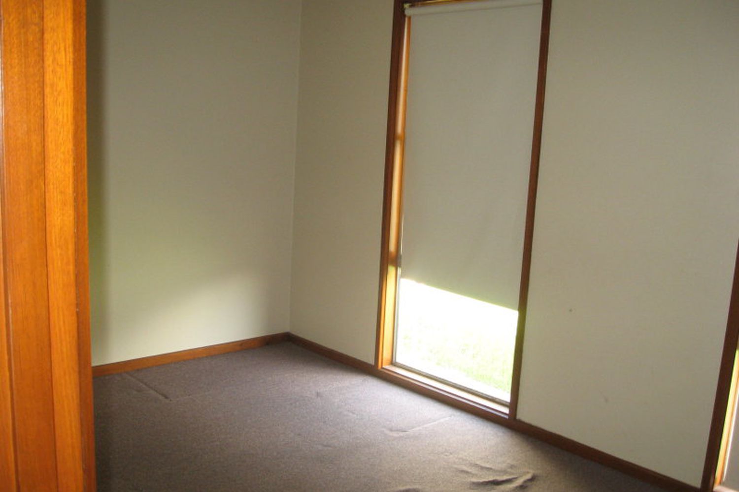 22 Felstead Avenue, Horsham