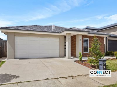 8 Nocturne Avenue, Clyde