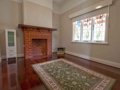 18 Oakover Street, East Fremantle
