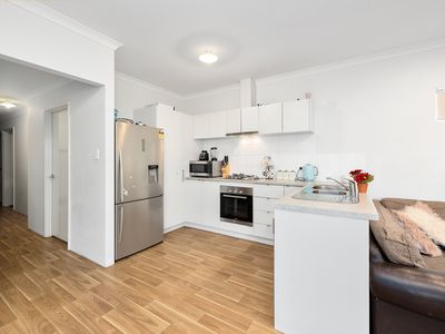 24 Minnie Grove, Hilbert