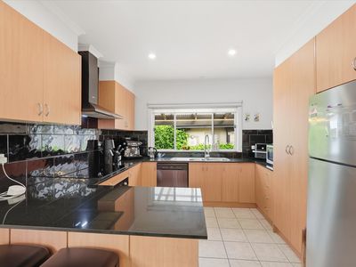 67 GRIEVE PARADE, Altona