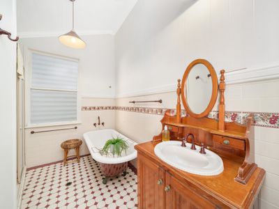 104 Flinders Parade, Sandgate