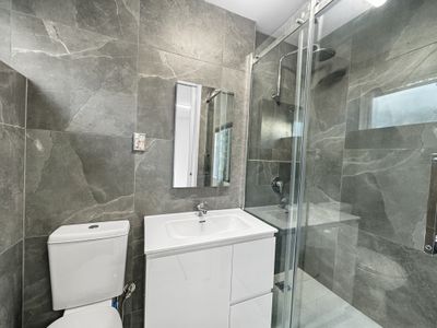 6 / 12 - 14 FARNHAM COURT, Flemington