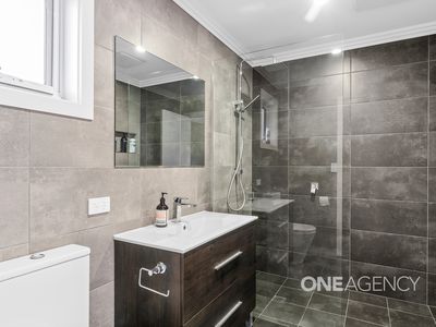 9a Mattes Way, Bomaderry