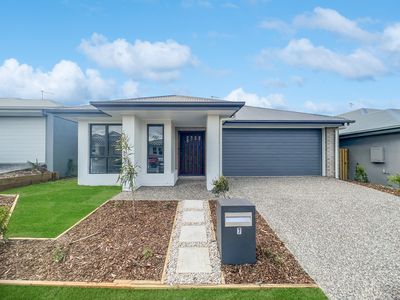 7 Hunt Street, White Rock