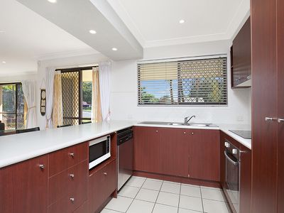 38 BARBARALLA DR, Springwood