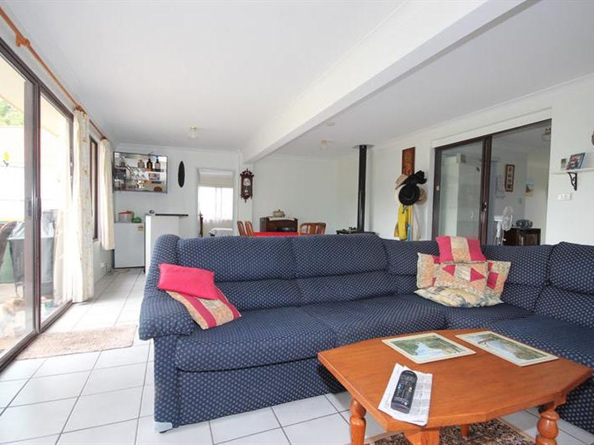 16 Wychewood Ave, Mallabula, Mallabula - Thumbnail 8