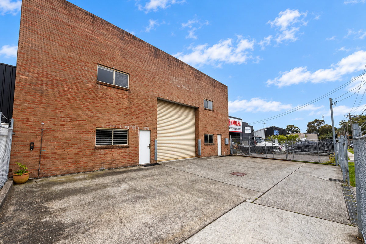 11 Yalgar Road, Kirrawee