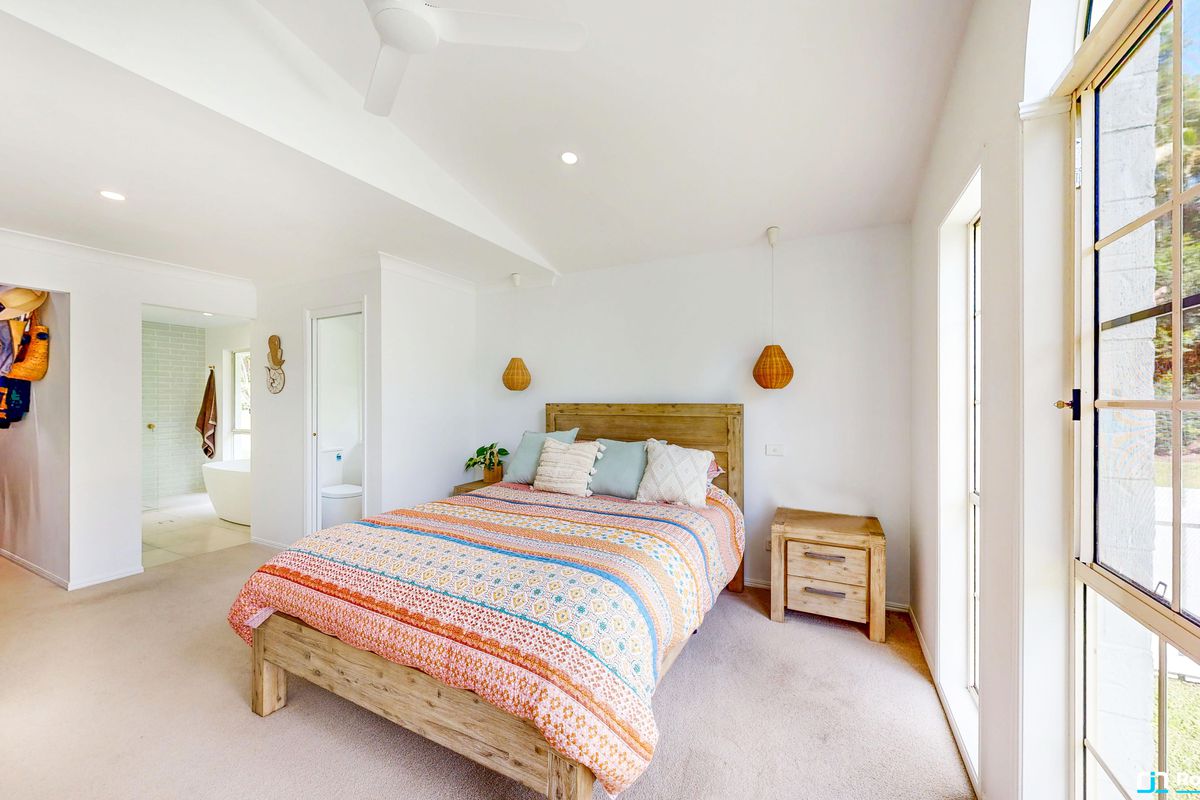 32 Green Gate Road, Cooroibah
