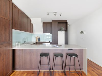 8 / 5 Saltriver Place, Footscray